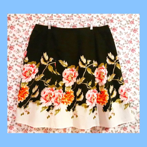 Nygard A-Line Retro Style Floral Skirt Plus Size - Picture 2 of 5